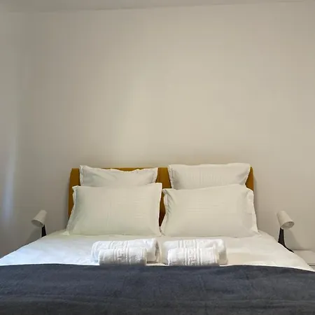 Apartment Triumf